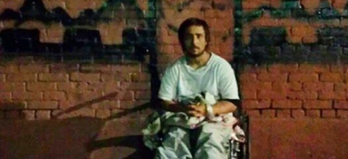 homeless-man-art-interactive-1
