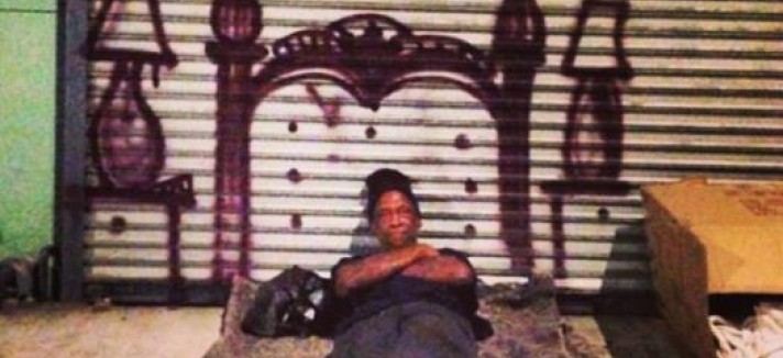 homeless-man-art-interactive-7-605x605