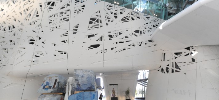 palazzo_italia_piazza_interna_1