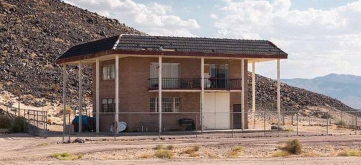 casa_california_bond_12
