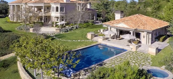 Vista dall'alto della nuova casa della cantante americana
