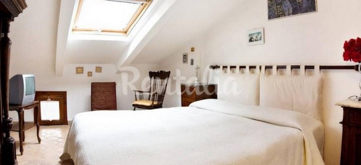 La camera da letto della casa di Orvieto