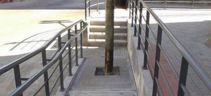 Rampa per disabili inaccesibile