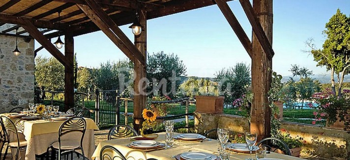 La campagna toscana vista dall'appartamento a Borgo di Mariano