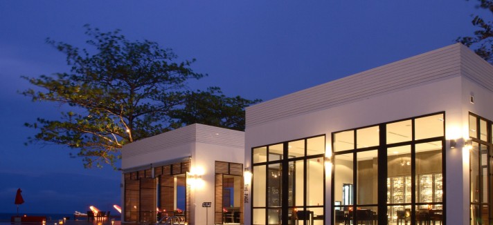 library_hotel_10