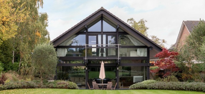 luxury-prefab-in-london-by-peter-huf