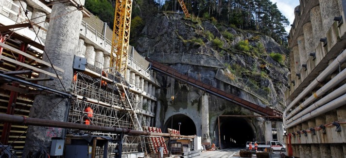 tunel-mas-largo-del-mundo2