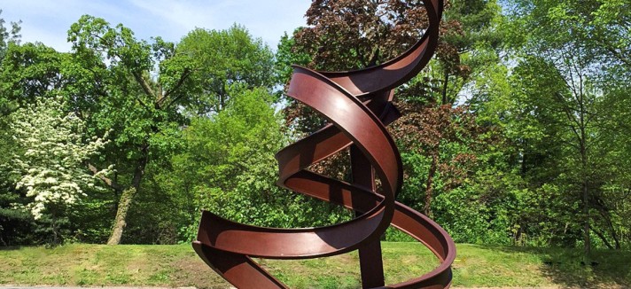 carole-eisner-monumental-sculptures-dancer