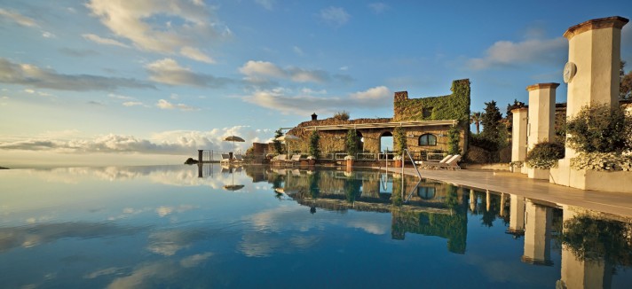 piscina-hotel-caruso-italia