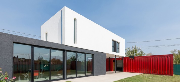 container_house-jose_schreiber_arquitecto-ramiro-sosa
