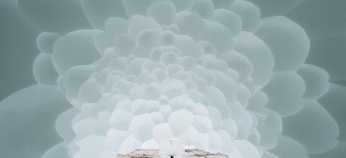 icehotel-2017-art-images-designboom-02
