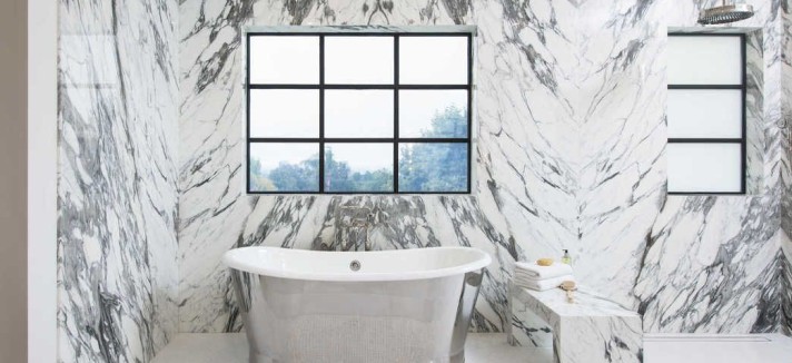 Un bagno fatto di marmo
