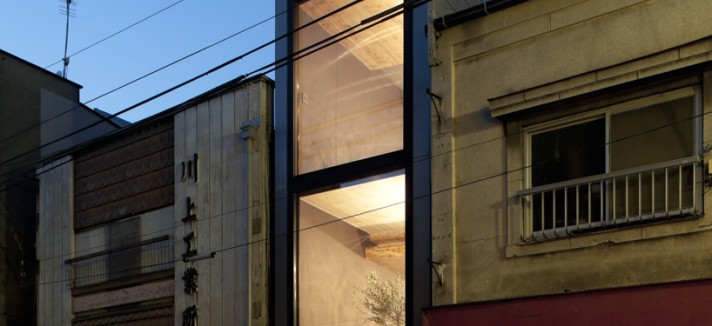 casa-estrecha-japon8