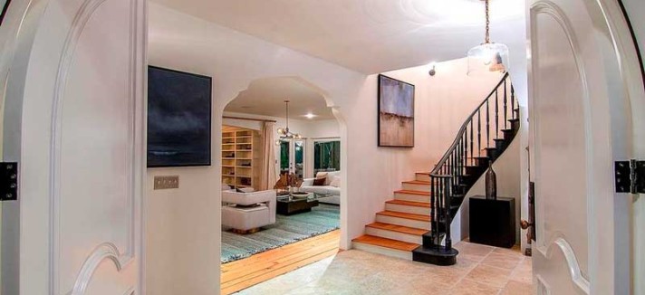 La villa di Jessica Alba a Beverly Hills