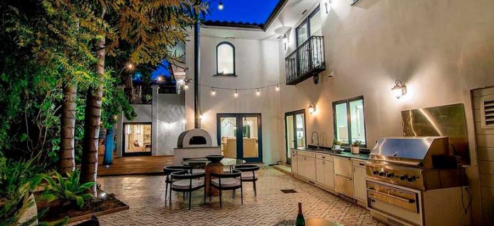 La villa di Jessica Alba a Beverly Hills