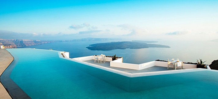 Piscina di Santorini, in Grecia