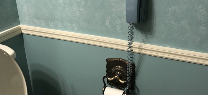 telefono_bano