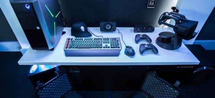La camera ha un computer di ultima generazione e una Xbox