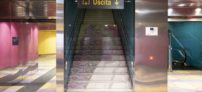 I colori dominanti sono "pink" e "lime"