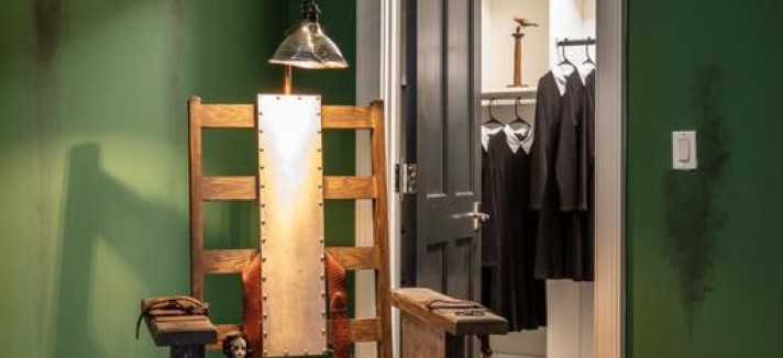 In questi giorni esce il film della Famiglia Addams
