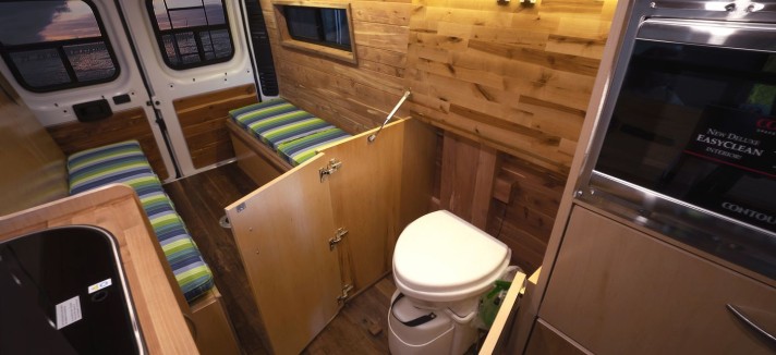 Bagno, cucina e salone, tutto nello stesso posto