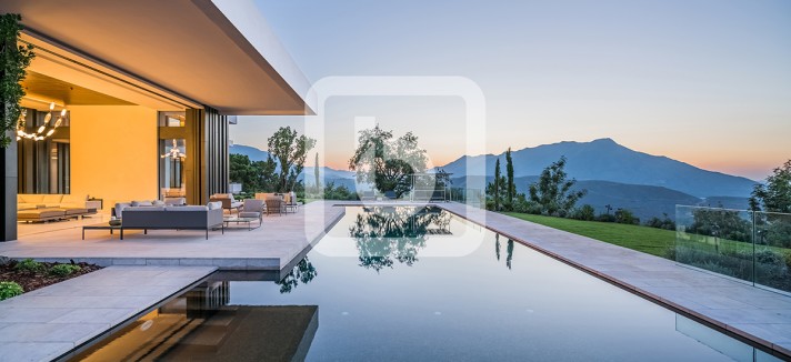 Piscina e panorama
