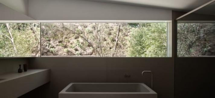 Particolari della vasca da bagno