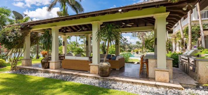 casa-pharrell-williams-patio