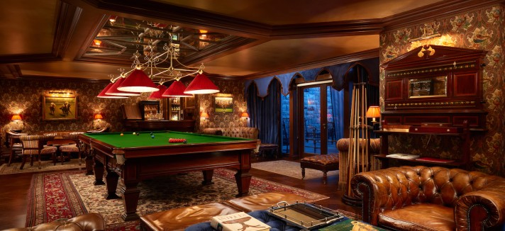 ashford_castle_oak_hall_billiards