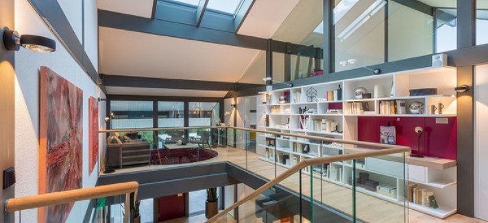 Una casa piena di finestra