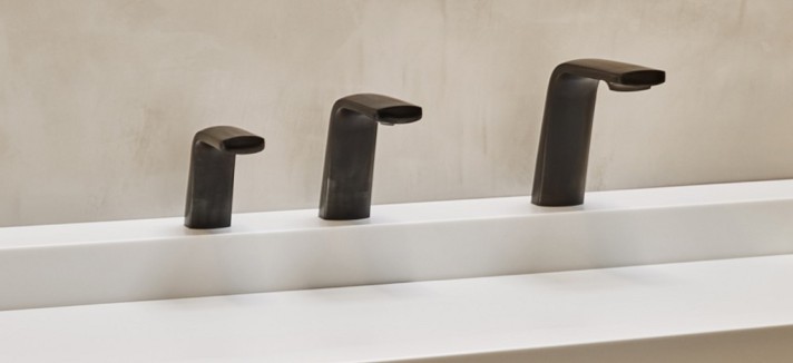 full_the_splash_lab-ribbon-faucet