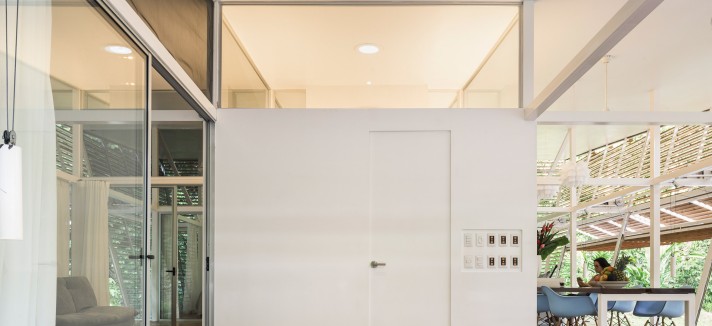 no-footprint-house-06-costa-rica-prototype-prefabricated