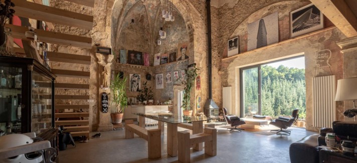 Mantiene l'essenza della chiesa
