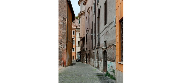 via_della_tribuna_di_campitelli_roma_estormiz_wikimedia_cc0-1.0