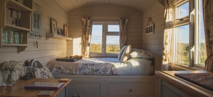 Approfittare dello spazio sotto il letto
