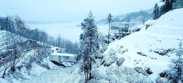 cloud-and-mountain-cabins-hotel-1704