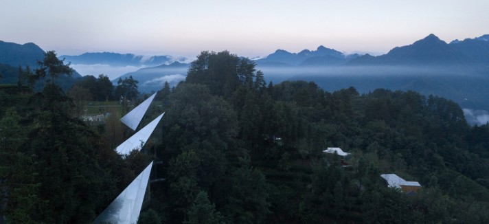 cloud-and-mountain-cabins-hotel-1705