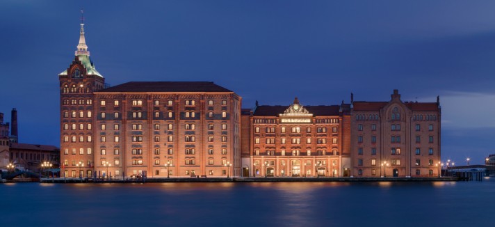 hilton-molino-stucky-venice-exterior
