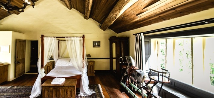 ponden-hall_0100