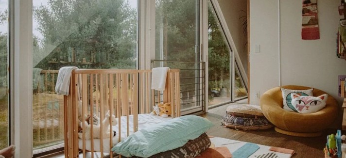 lot-ek-six-shipping-containers-9