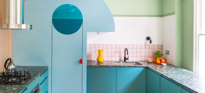 L'azzurro è il colore dominante