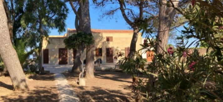 villa in sicilia sul mare