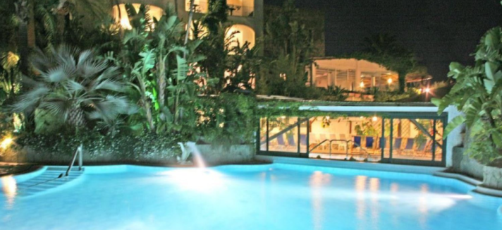 Hotel all'asta a Ischia