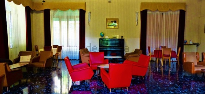 Hotel in vendita sul lago di Garda