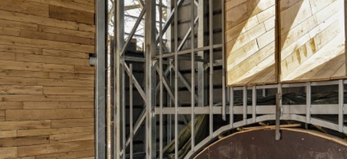 È uno dei monumenti in memoria delle vittime più recenti