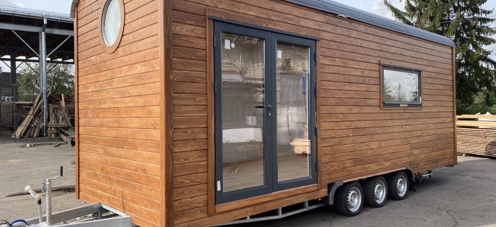 exterior_tiny