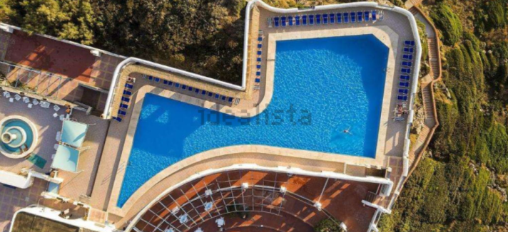 Hotel all'asta a Ustica