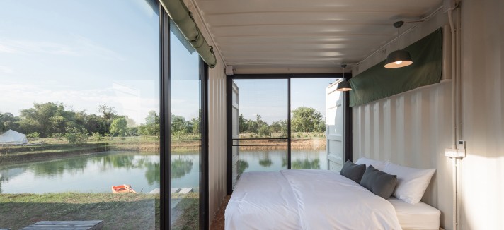 La camera da letto di The Container Cabin