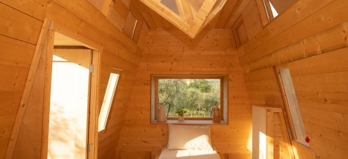 Mini casa prefabbricata in legno