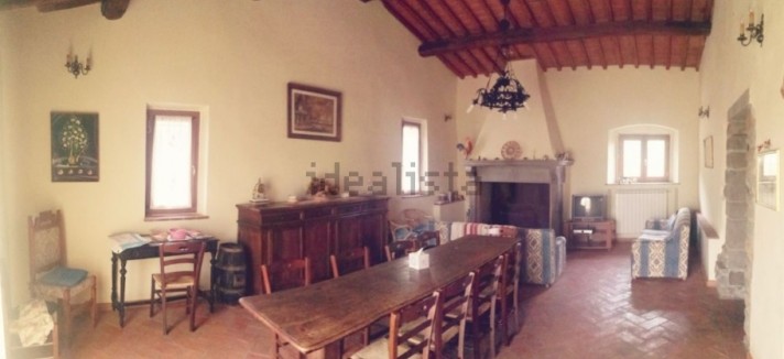 Cascina in vendita a Firenze